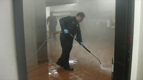 Floor-Cleanin-2
